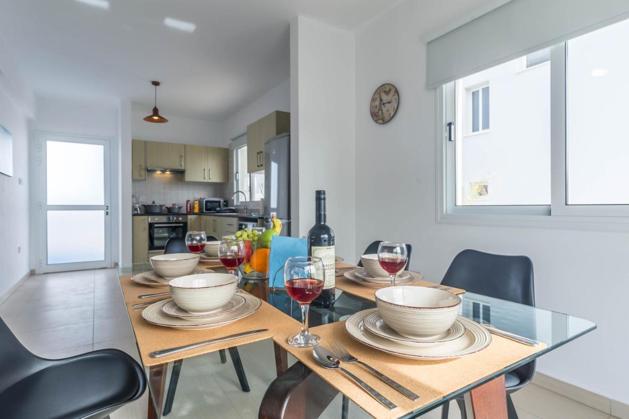 Nissini Villas 2 Ayia Napa Exteriör bild