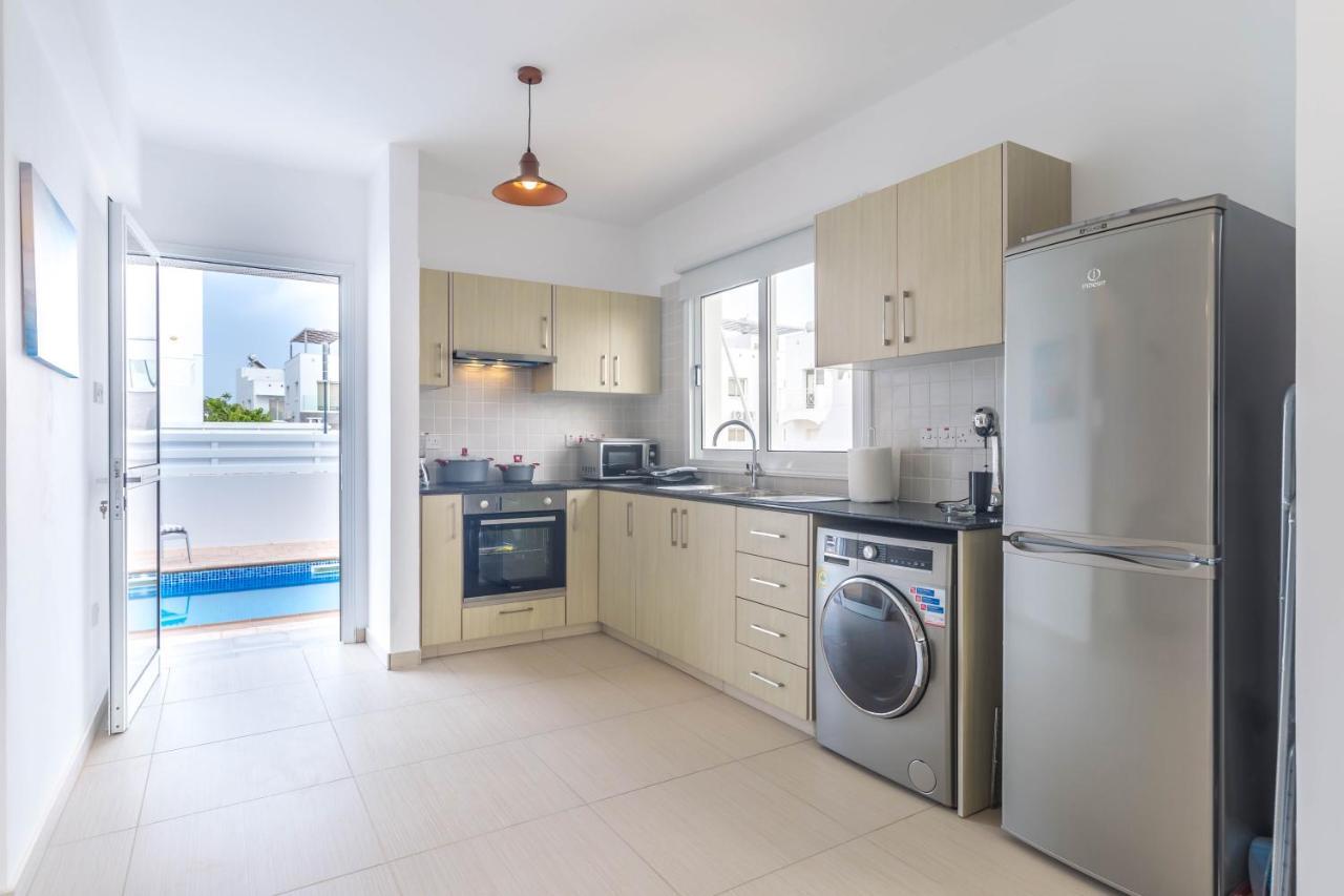 Nissini Villas 2 Ayia Napa Exteriör bild