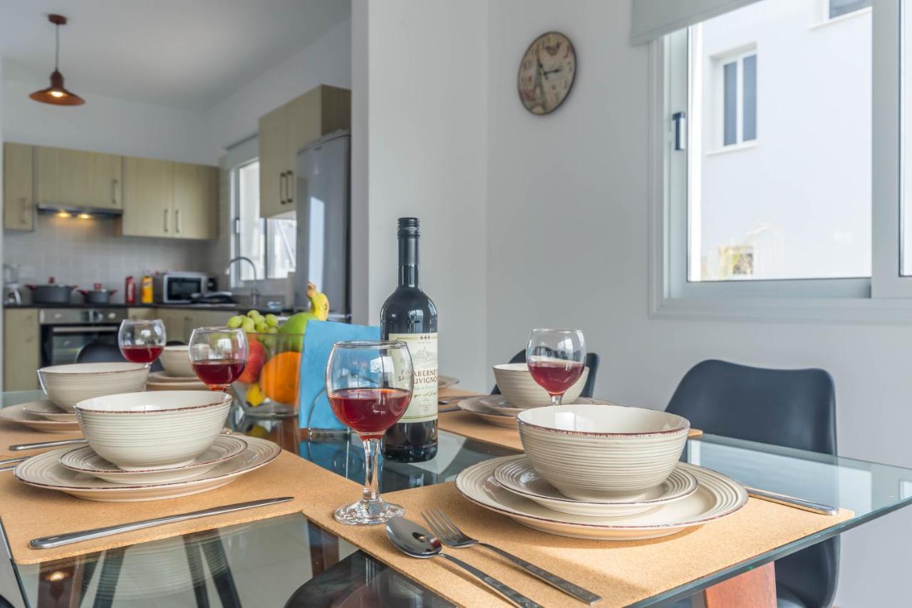 Nissini Villas 2 Ayia Napa Exteriör bild