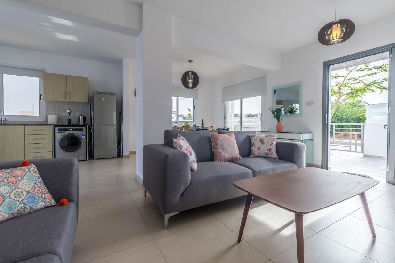 Nissini Villas 2 Ayia Napa Exteriör bild