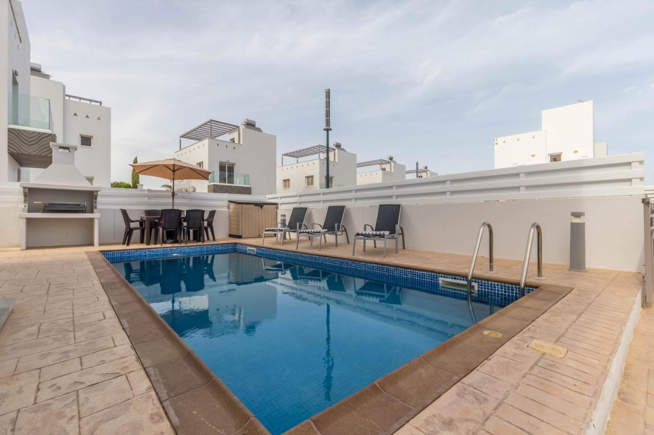 Nissini Villas 2 Ayia Napa Exteriör bild